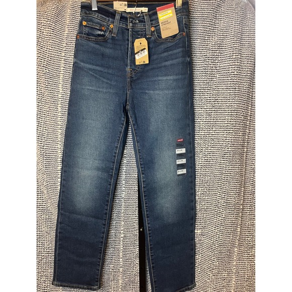 Levi's Denim - NEW Levi's Women's Wedgie Straight Jeans Dark Wash Size 24
